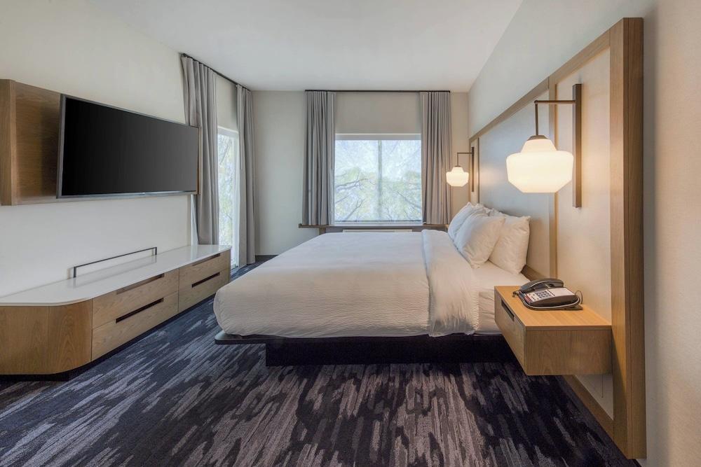Fairfield Inn & Suites by Marriott Charlotte Belmont photo 16