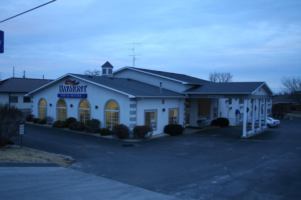 Baymont by Wyndham Osage Beach photo 7
