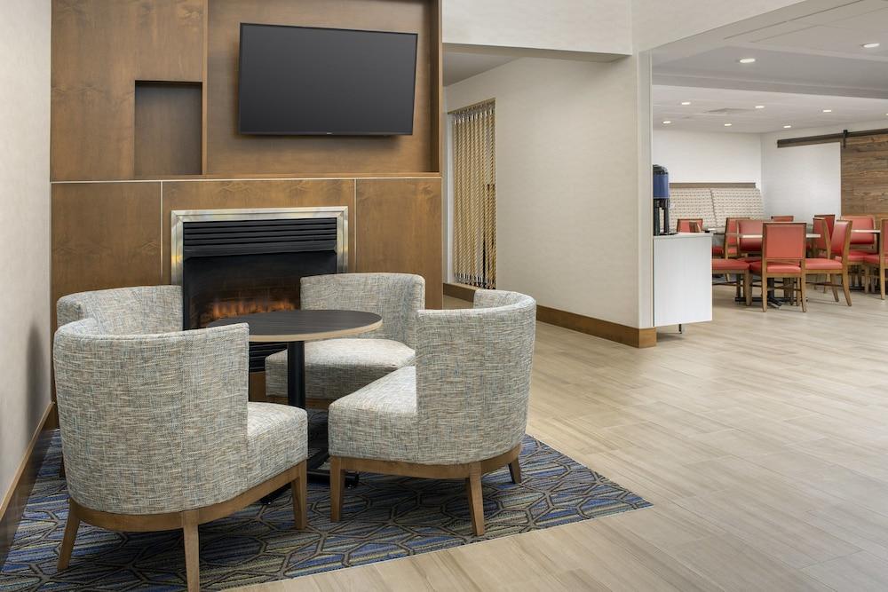 Holiday Inn Express & Suites Annapolis by IHG photo 29