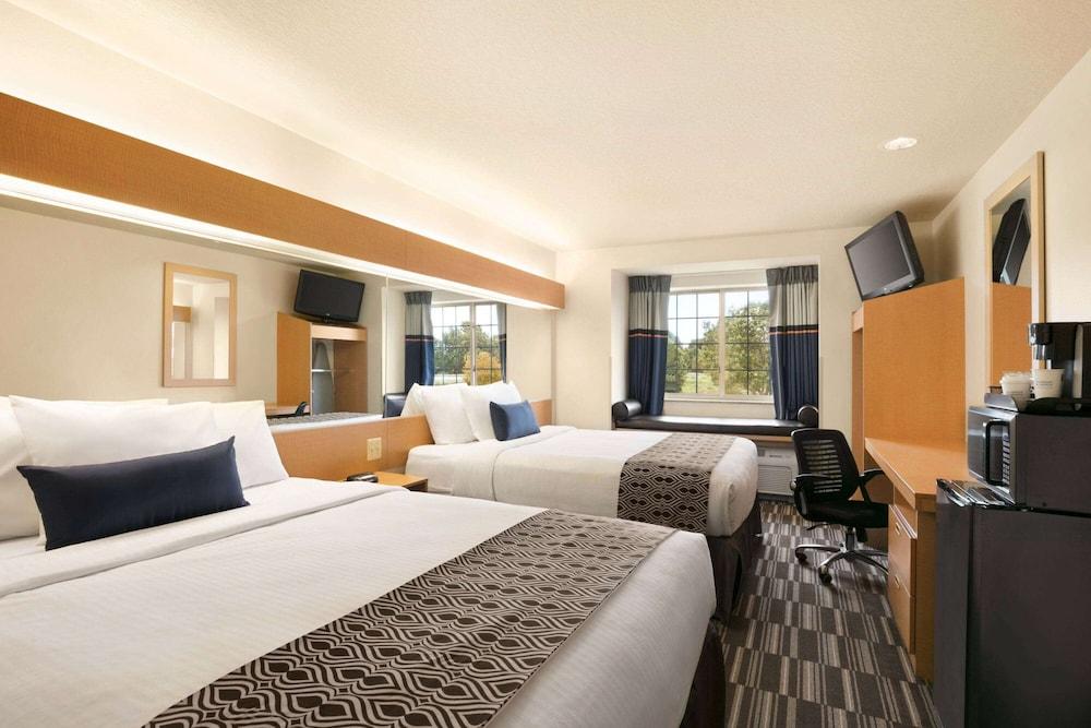 Microtel Inn & Suites by Wyndham Culpeper photo 5