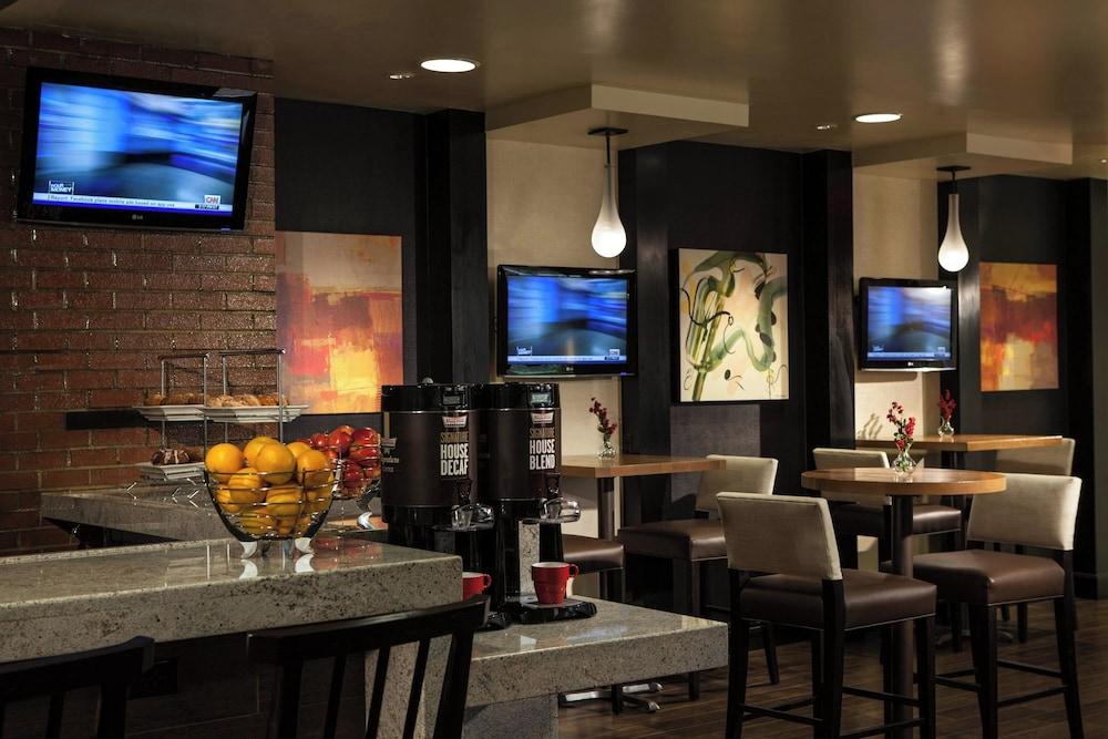 Marriott Greensboro Airport photo 43