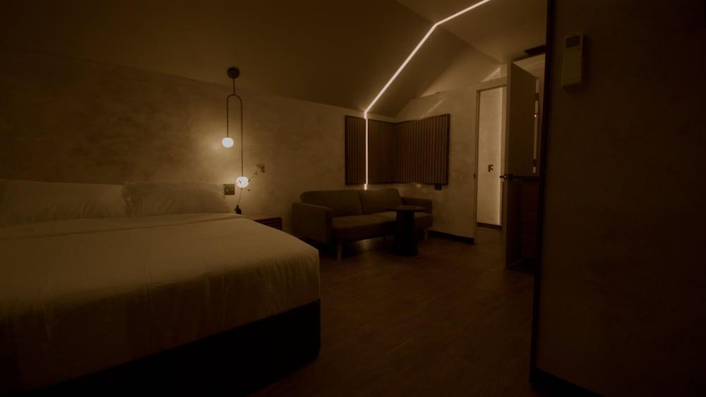 Emrose Luxury Cabins photo 4