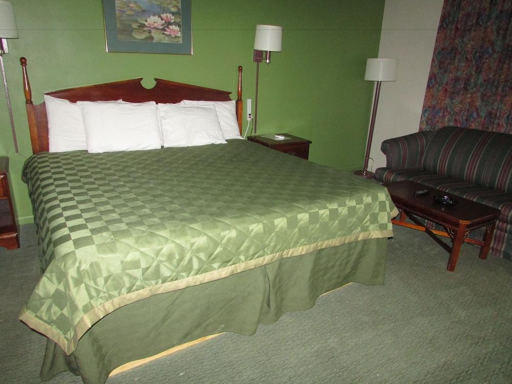 Gas Lite Motel photo 16