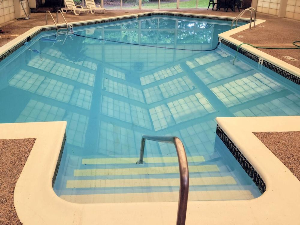 Motel 6 Danvers, MA - Boston North photo 21