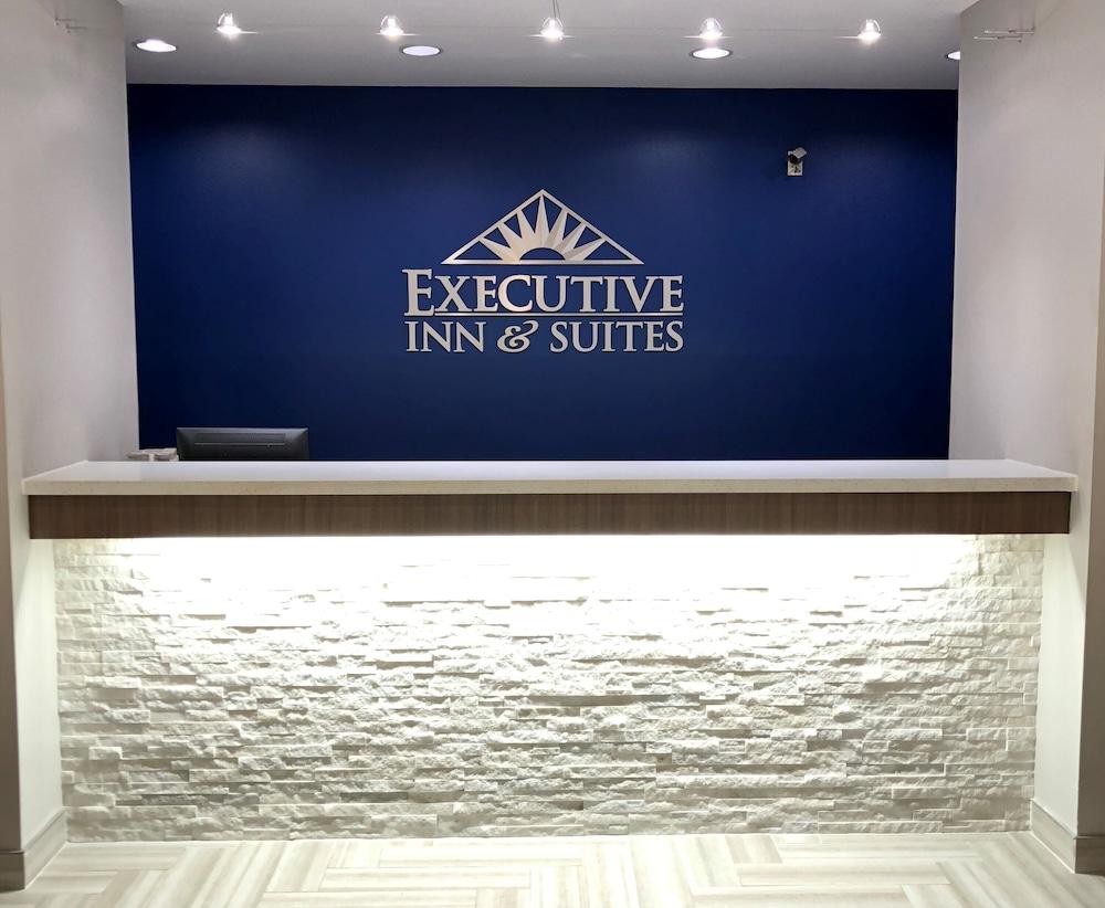 Executive Inn & Suites Joaquin photo 10