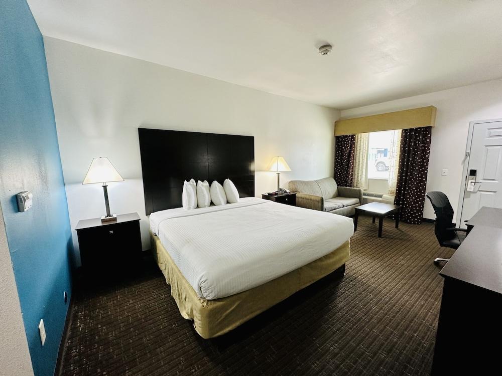 Lone Star Inn photo 21
