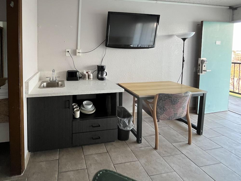 Motel 6 Mesquite, TX – Town East photo 17