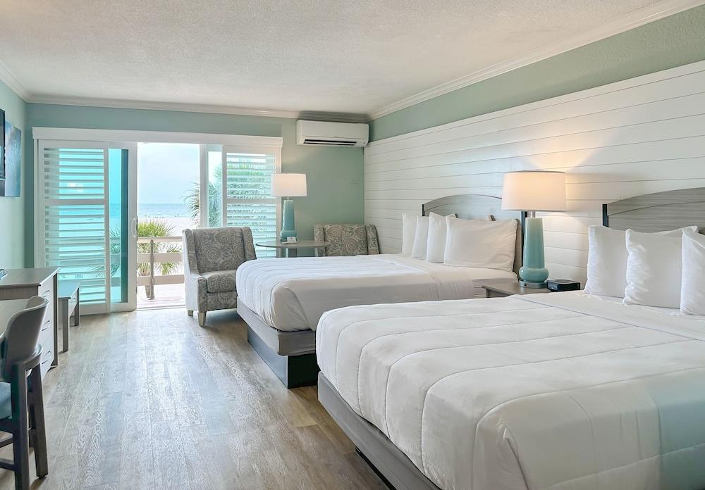 Thunderbird Beach Resort photo 11