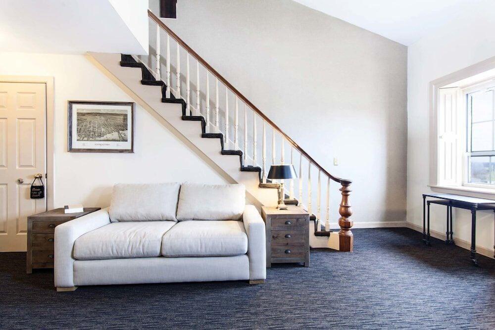 Garrison Inn Boutique Hotel photo 12