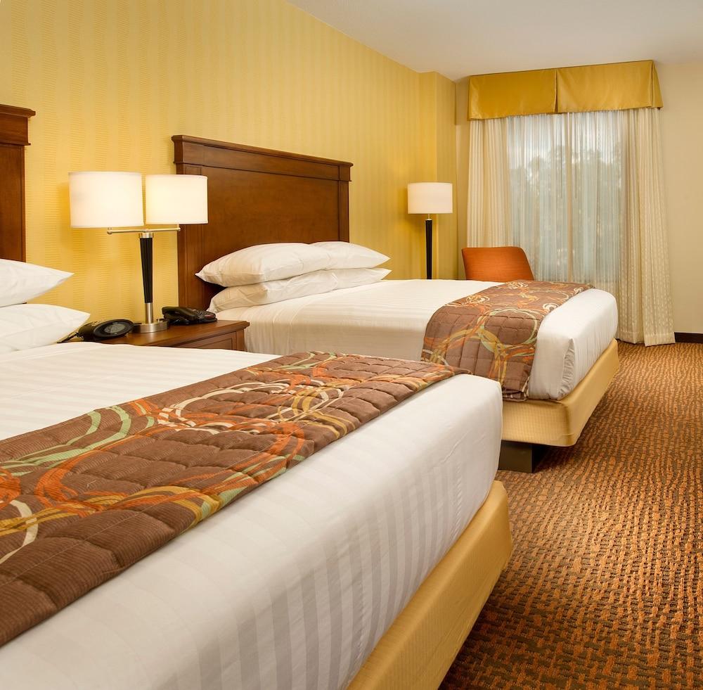 Drury Plaza Hotel Mt. Vernon photo 4