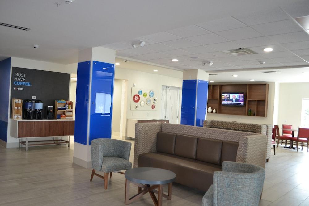 Holiday Inn Express Tallahassee University Central by IHG photo 25