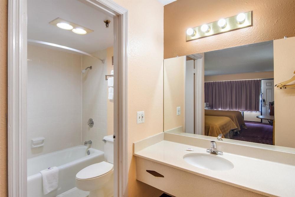 Motel 6 Macon, GA photo 22