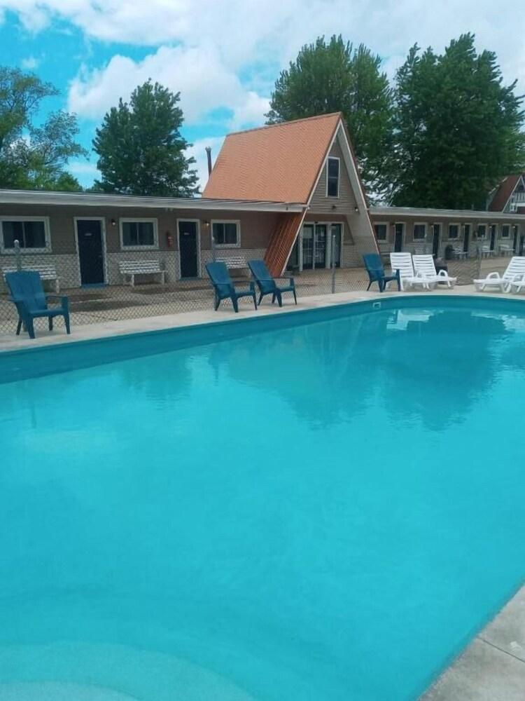 The Palms Motel photo 8