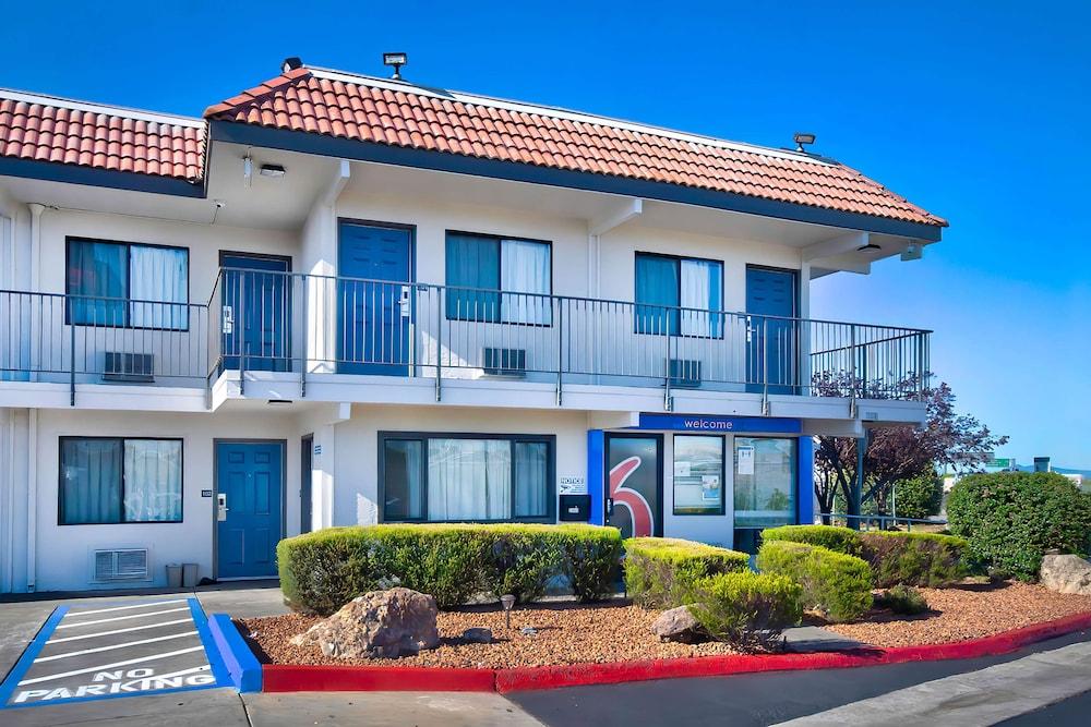 Motel 6 Vallejo, CA - Six Flags West photo 42