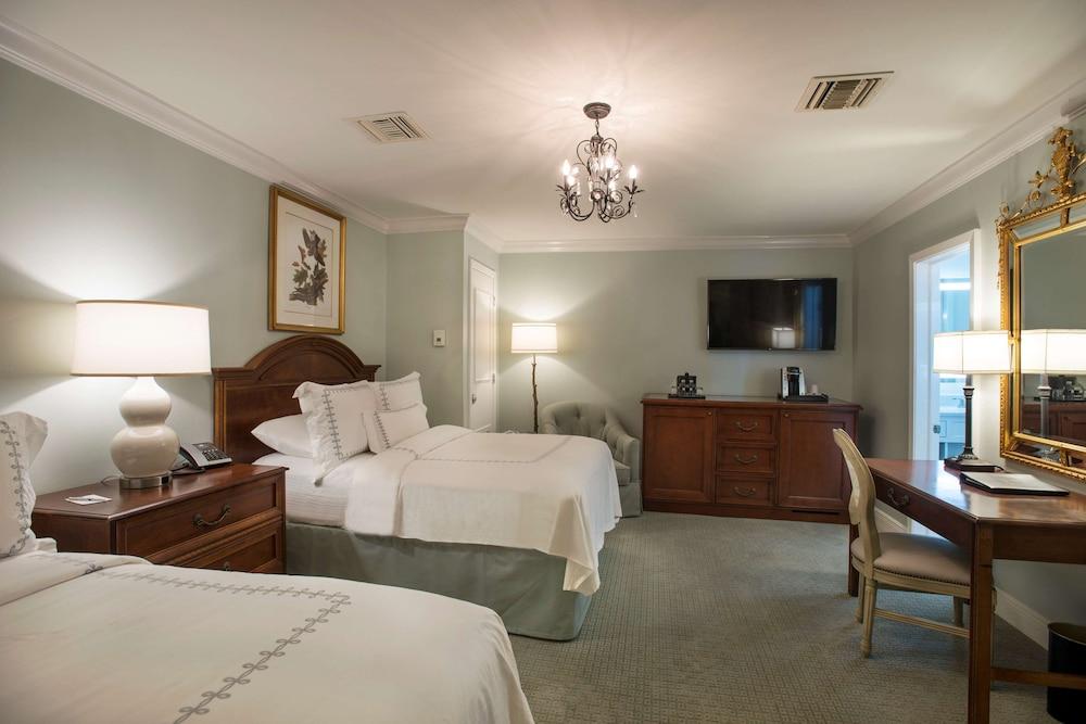 Bienville House photo 22