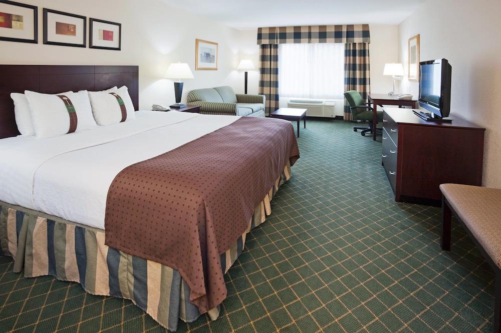 Holiday Inn & Conference Center Marshfield by IHG photo 21