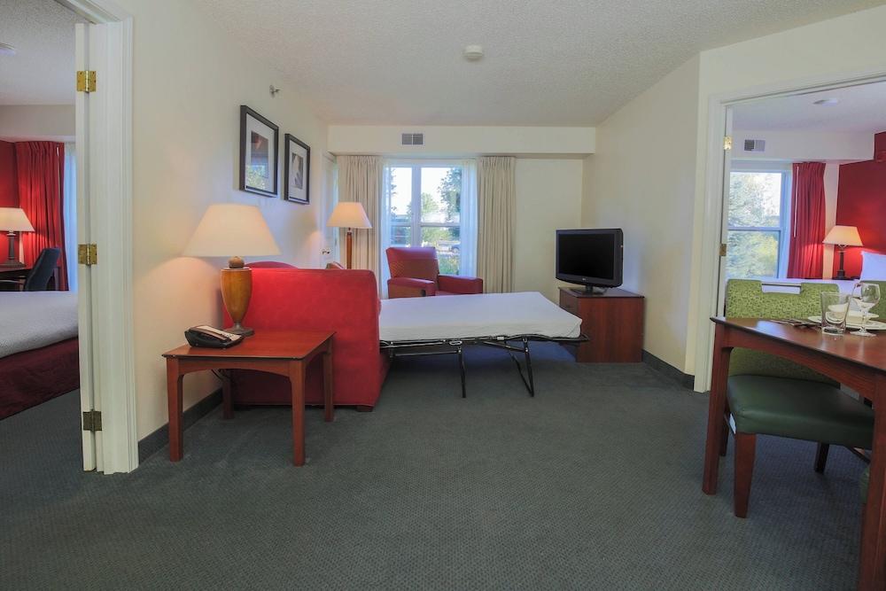 Residence Inn By Marriott Flint photo 23