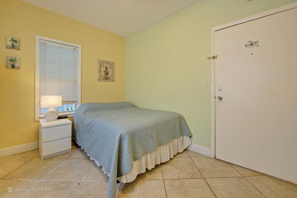 The Coral House Motel photo 18