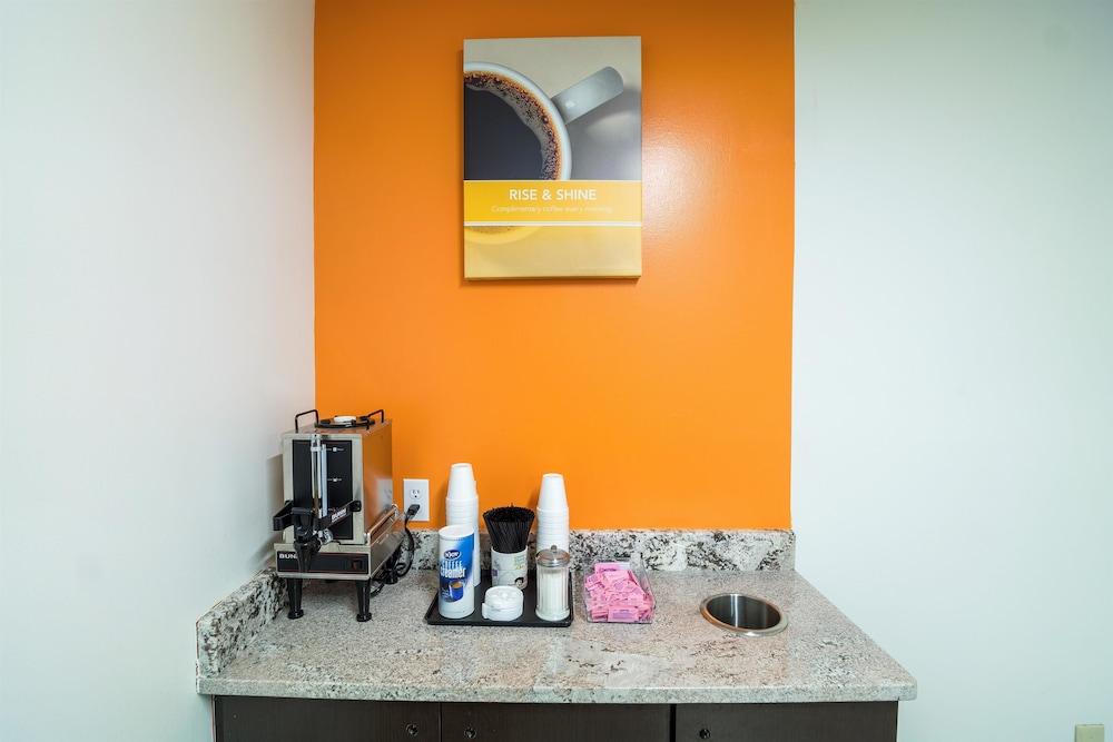 Studio 6 Augusta, GA - Fort Gordon photo 22
