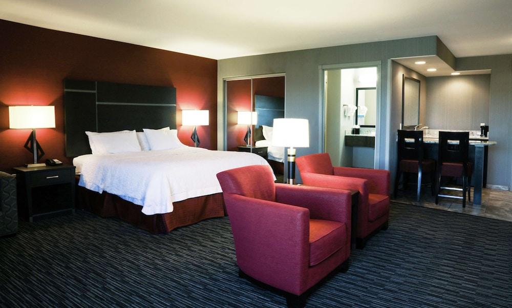 Hampton Inn & Suites Temecula photo 53