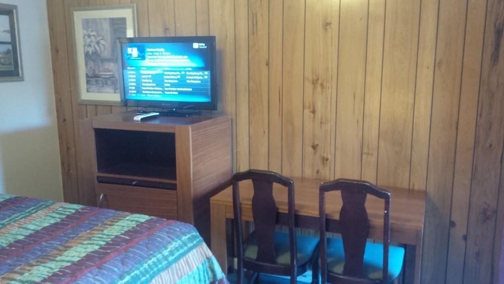 Holiday Lodge photo 13