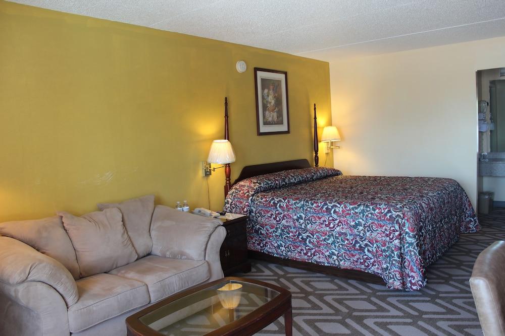 Tourway Inn photo 5