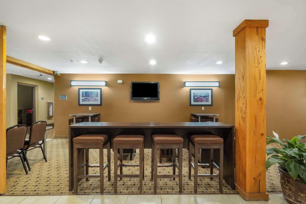 Studio 6 Suites - Breaux Bridge, La photo 3