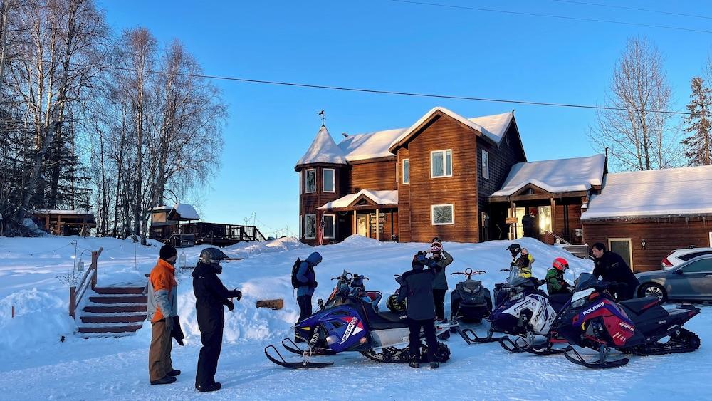 Talkeetna Denali View Lodge and Cabins photo 2