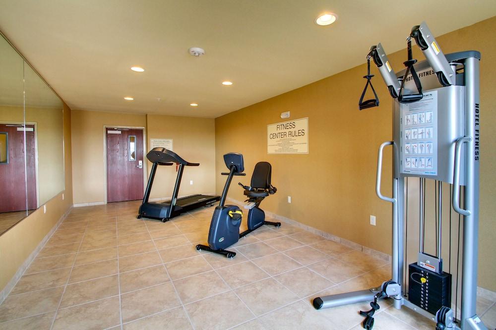 Stanton Inn & Suites photo 19