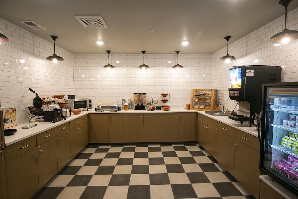 GrandStay Cannon Falls photo 18