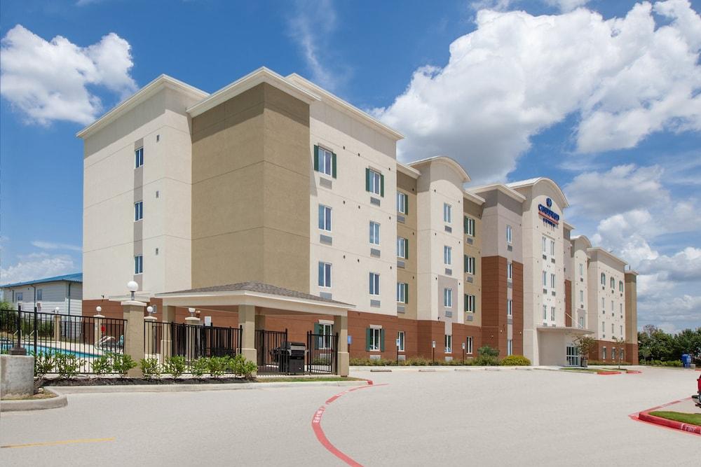 Candlewood Suites Houston North I45 by IHG photo 33