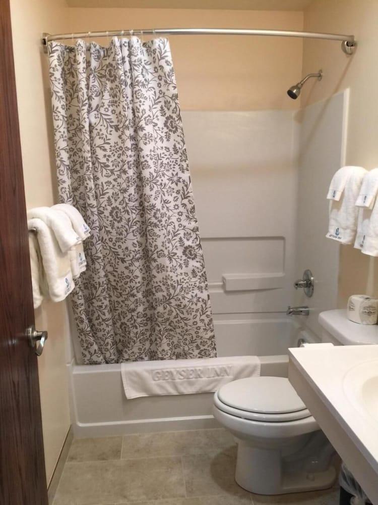 Geyser Inn photo 10