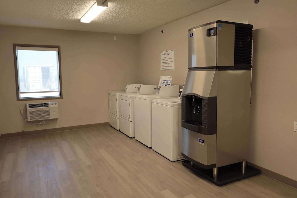 Days Inn by Wyndham Mandan Bismarck Area photo 14