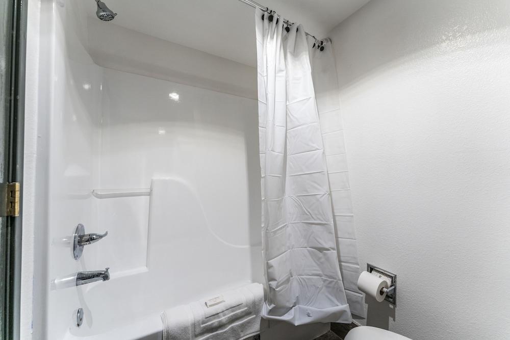 Metro Tempe Extended Stay photo 72