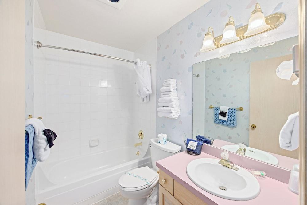 Rockaway Beach Resort photo 12