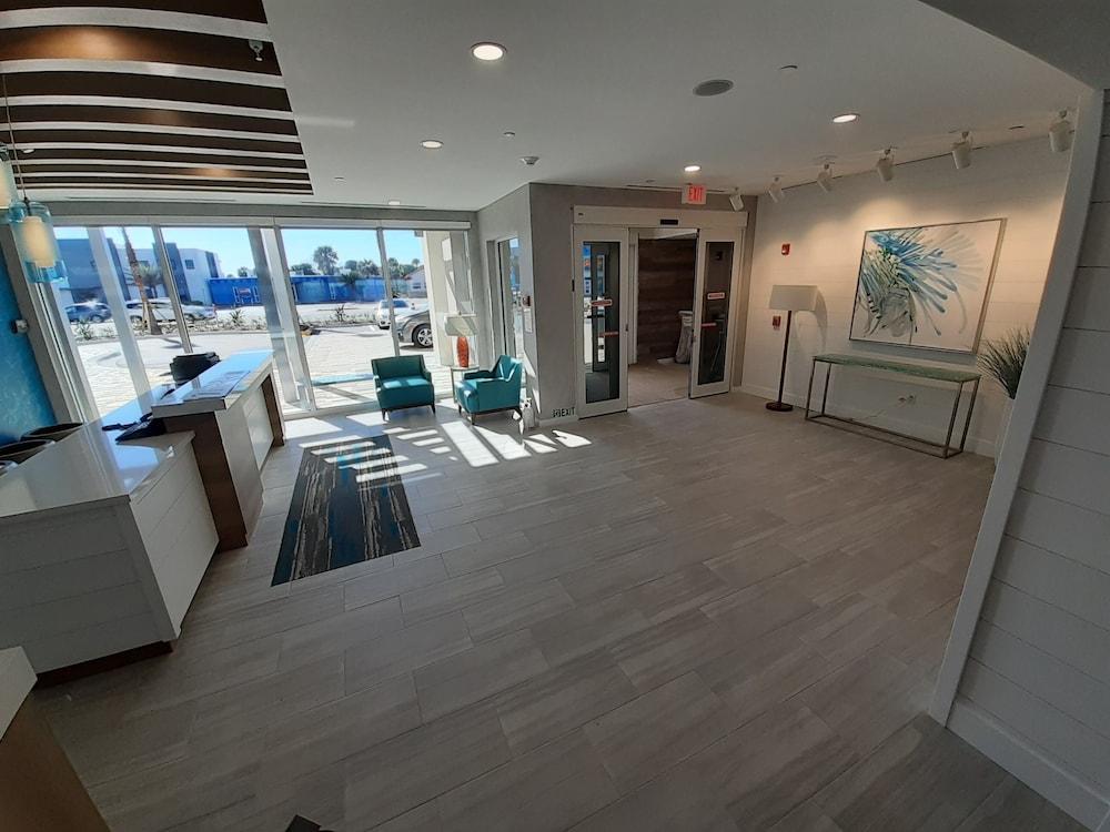 Home2 Suites by Hilton Ormond Beach Oceanfront photo 2