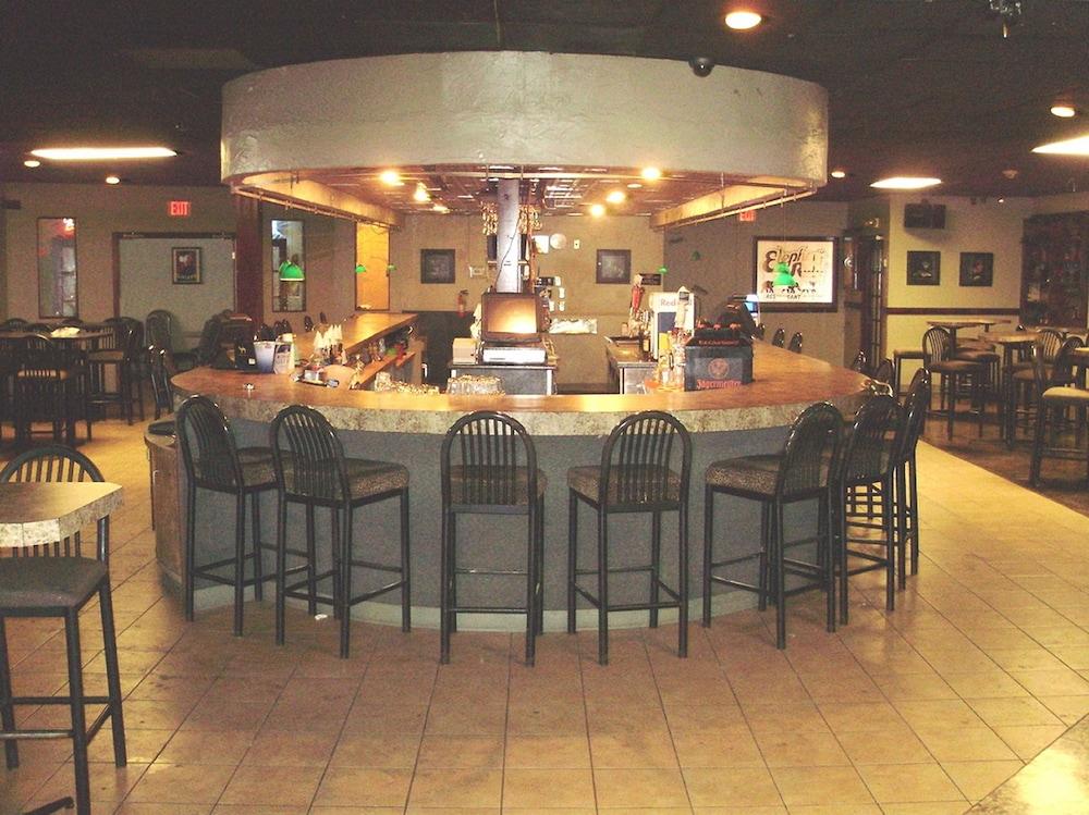 Trade Winds Central Inn photo 29