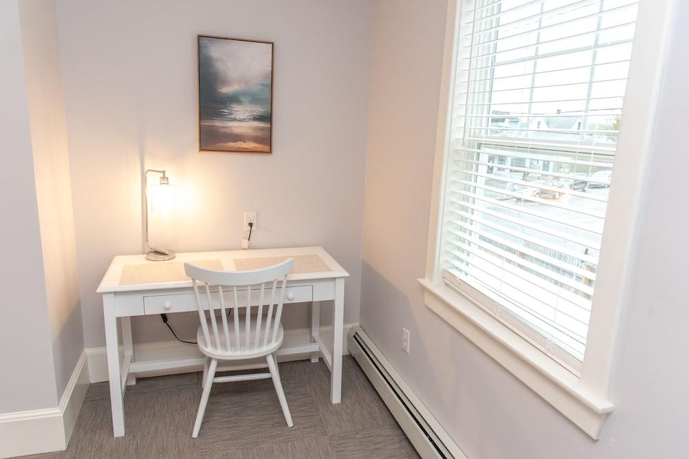Inn On Peaks Island photo 26