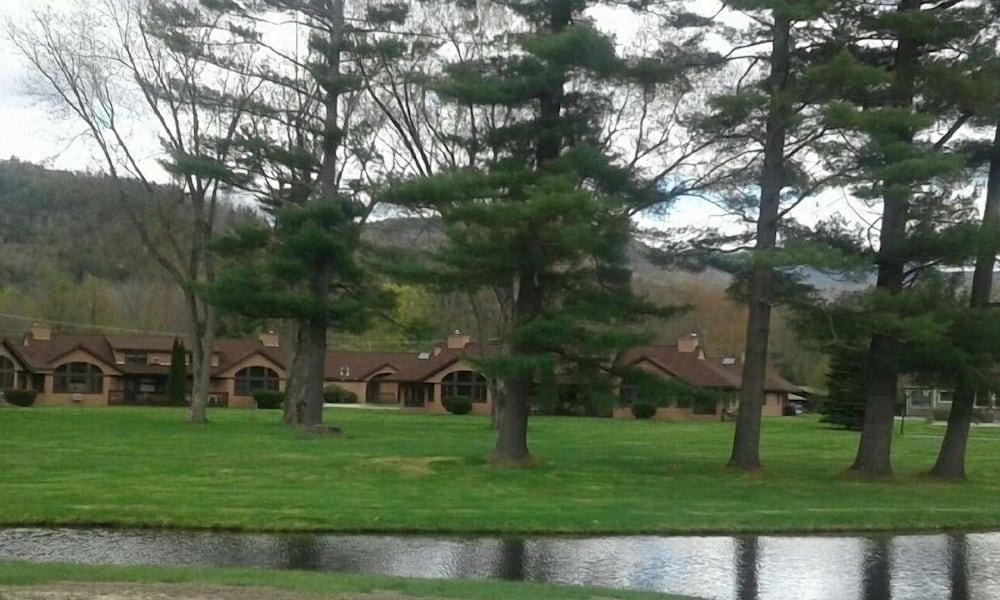 Jack O'Lantern Resort and Golf Course photo 8