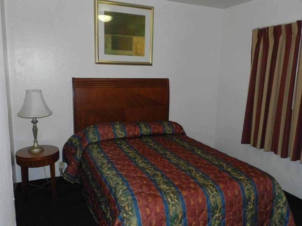 Starlite Motel photo 9