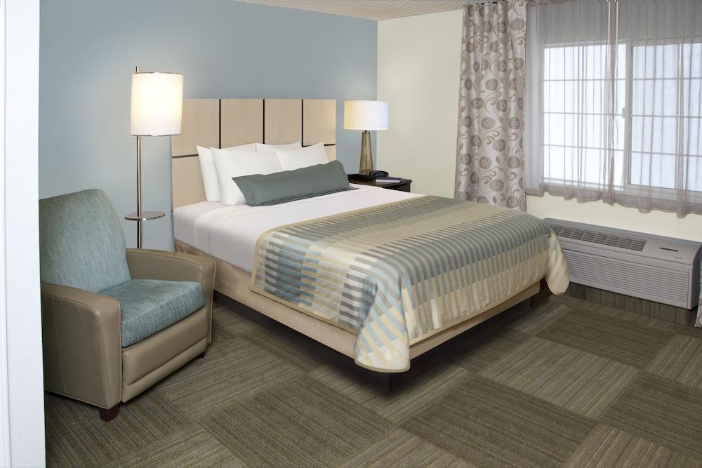 Candlewood Suites Memphis East by IHG photo 4