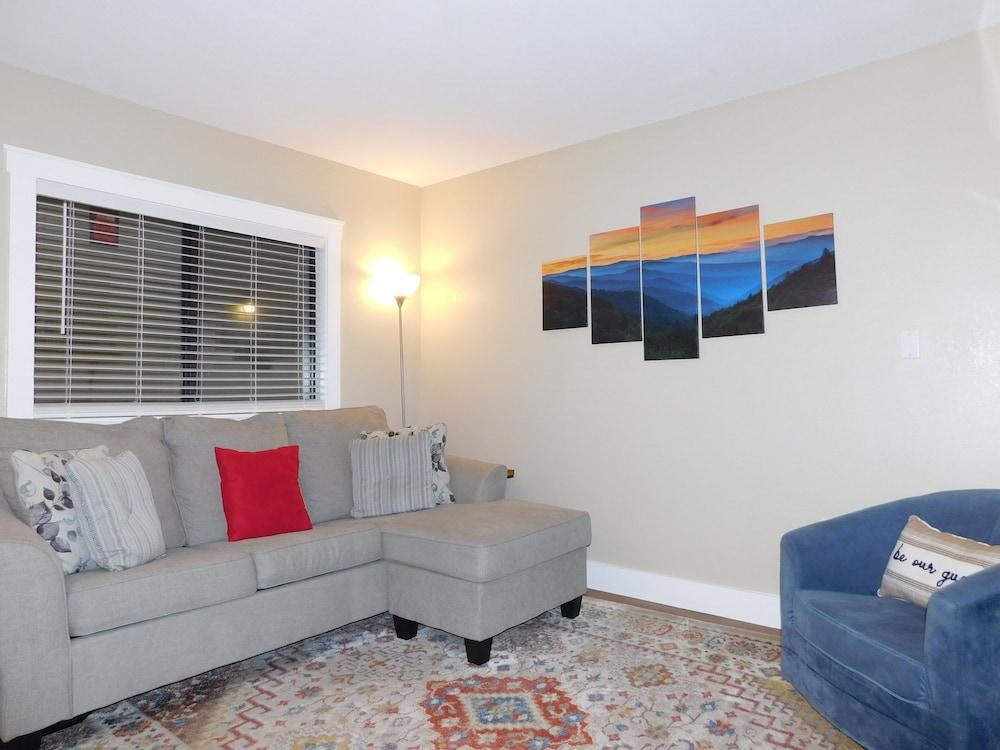 Laurel Inn Condominium photo 98