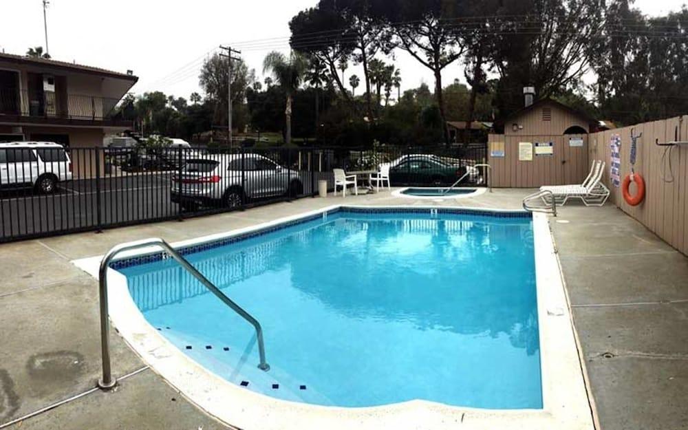 Escondido Lodge photo 28