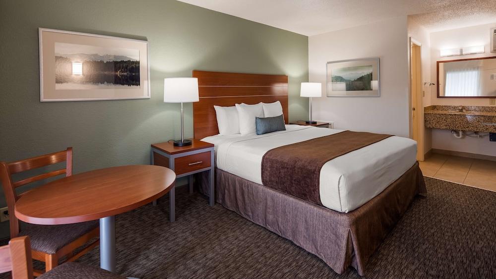 Best Western Buffalo Ridge Inn photo 38