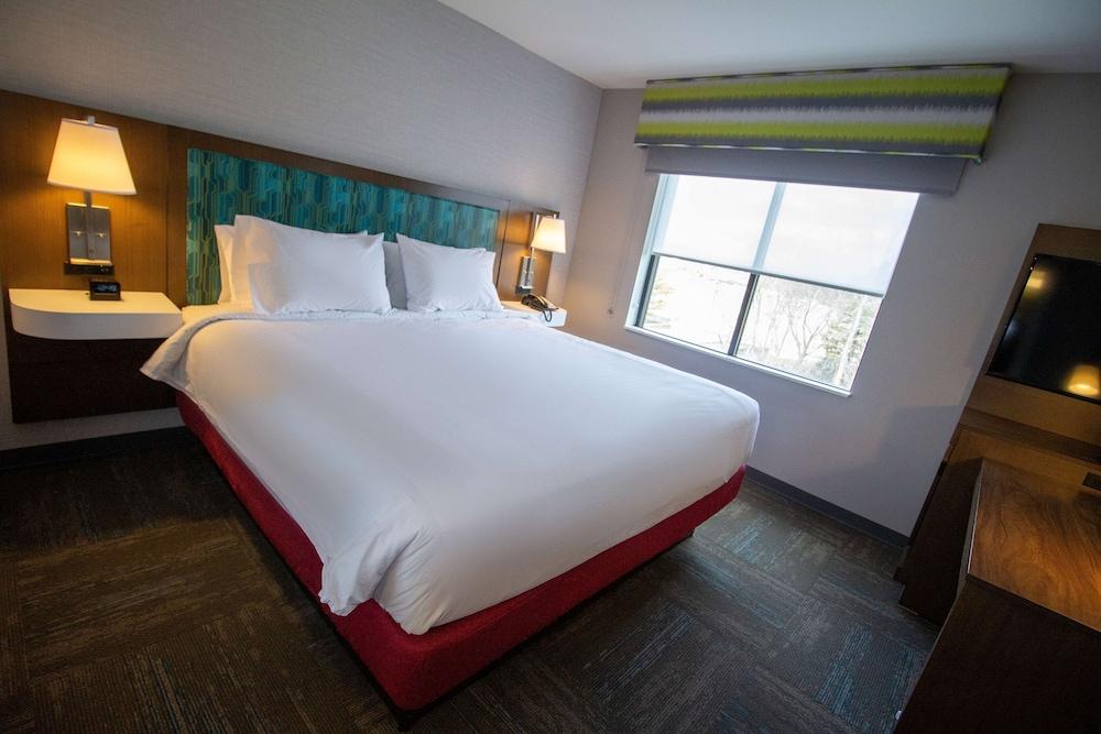 Hampton Inn & Suites North Attleboro photo 12