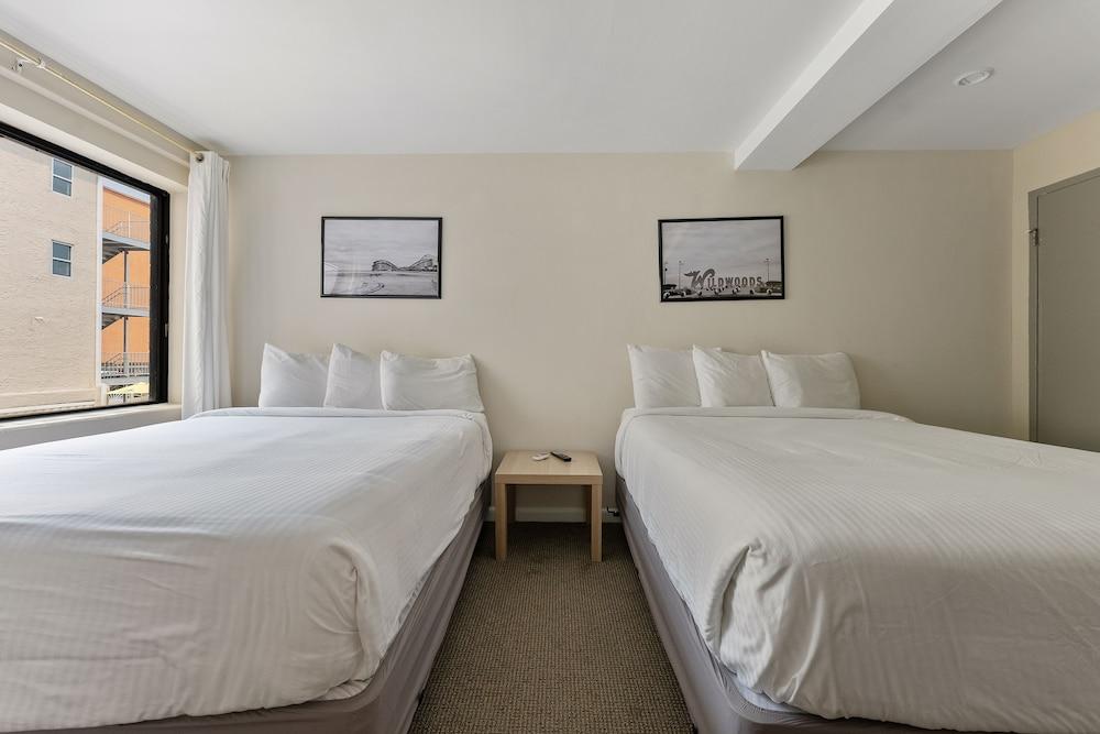 Oceanic Hotel photo 14