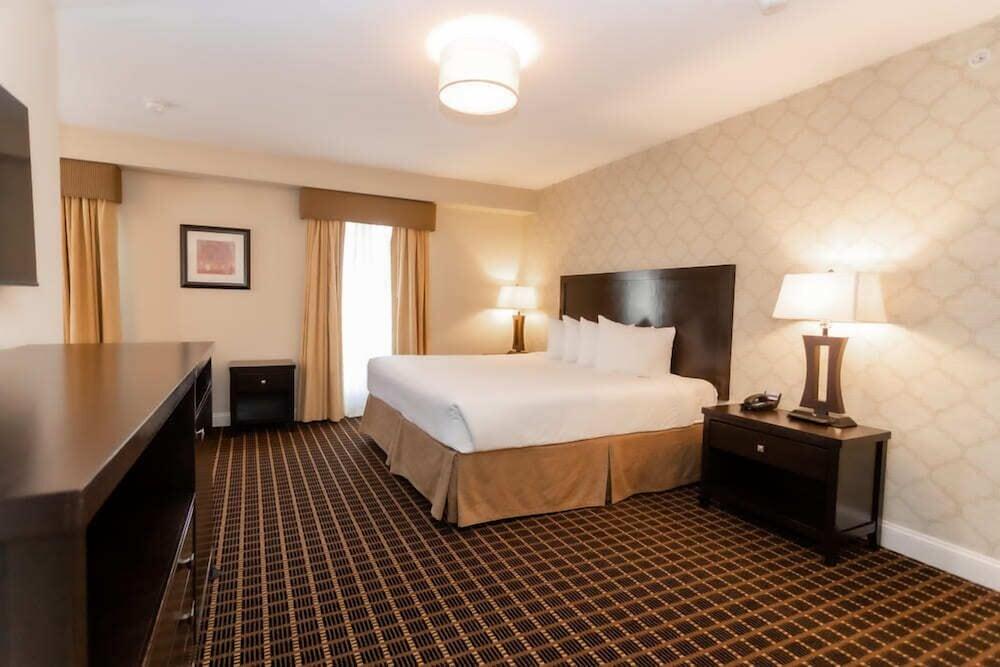 American Hotel photo 12