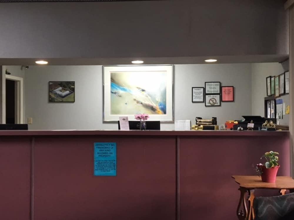 Suite Stay Talladega photo 2
