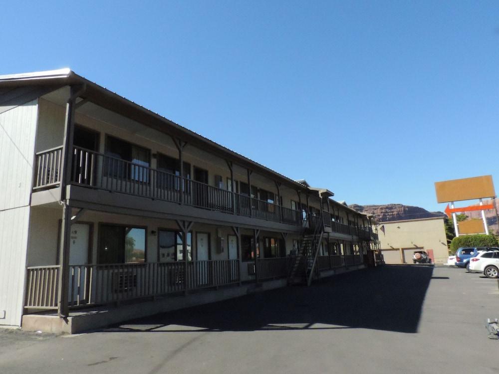 The Virginian Motel photo 31
