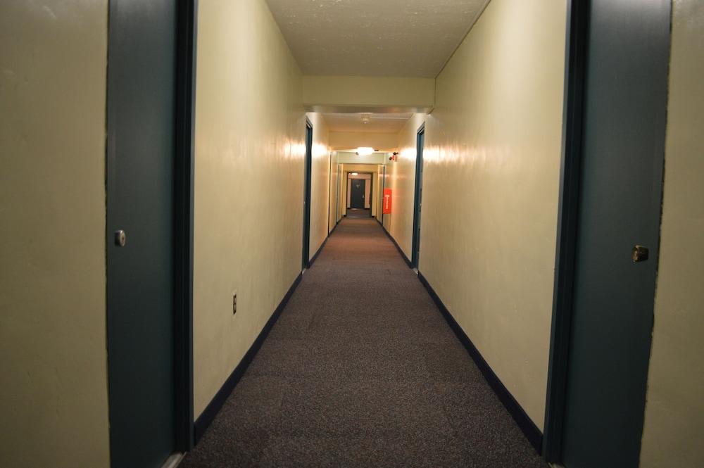 Glacier View Condo Suites photo 32
